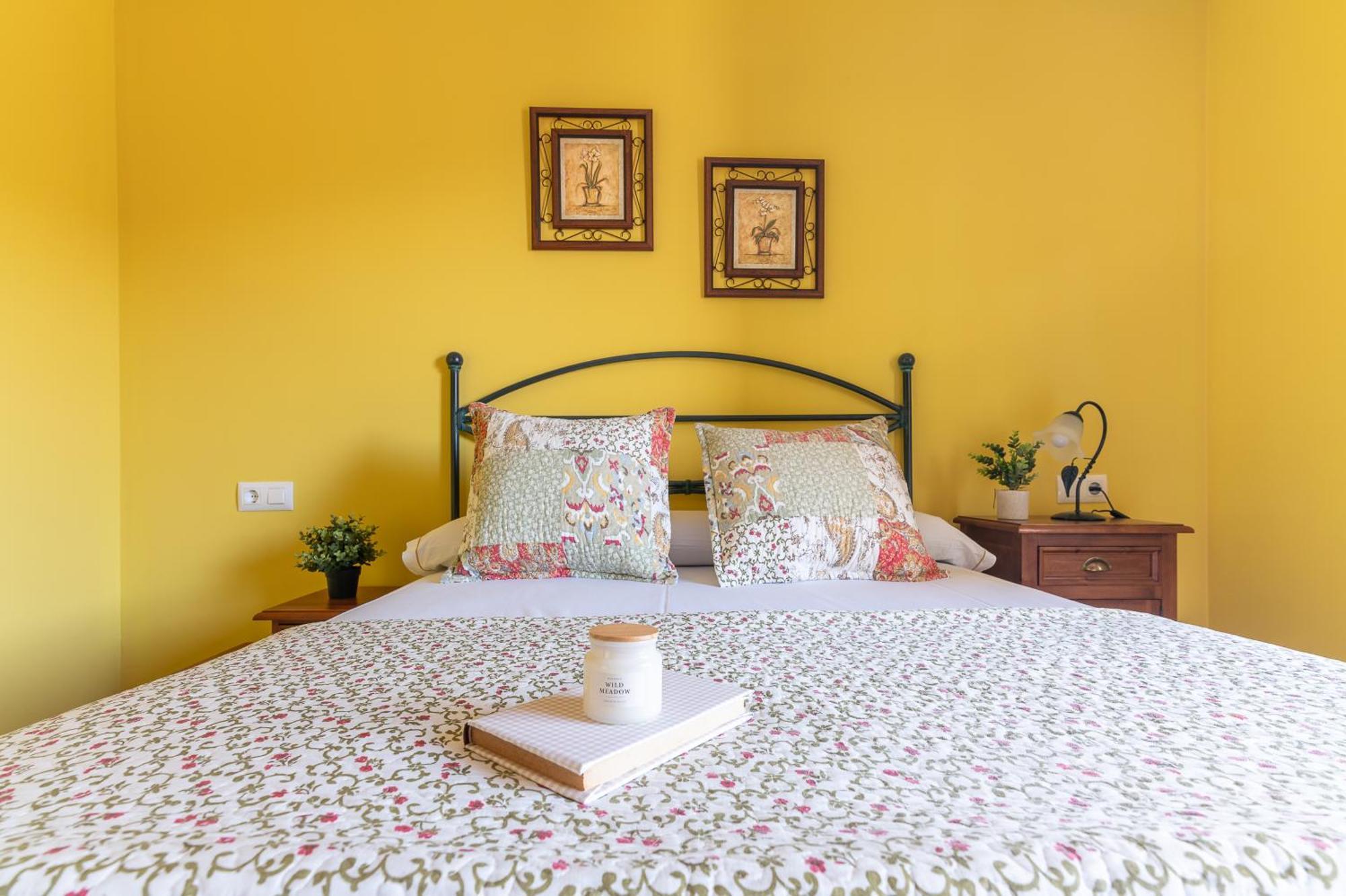 Apartamentos El Cruce De Moraton Cóbreces Dış mekan fotoğraf