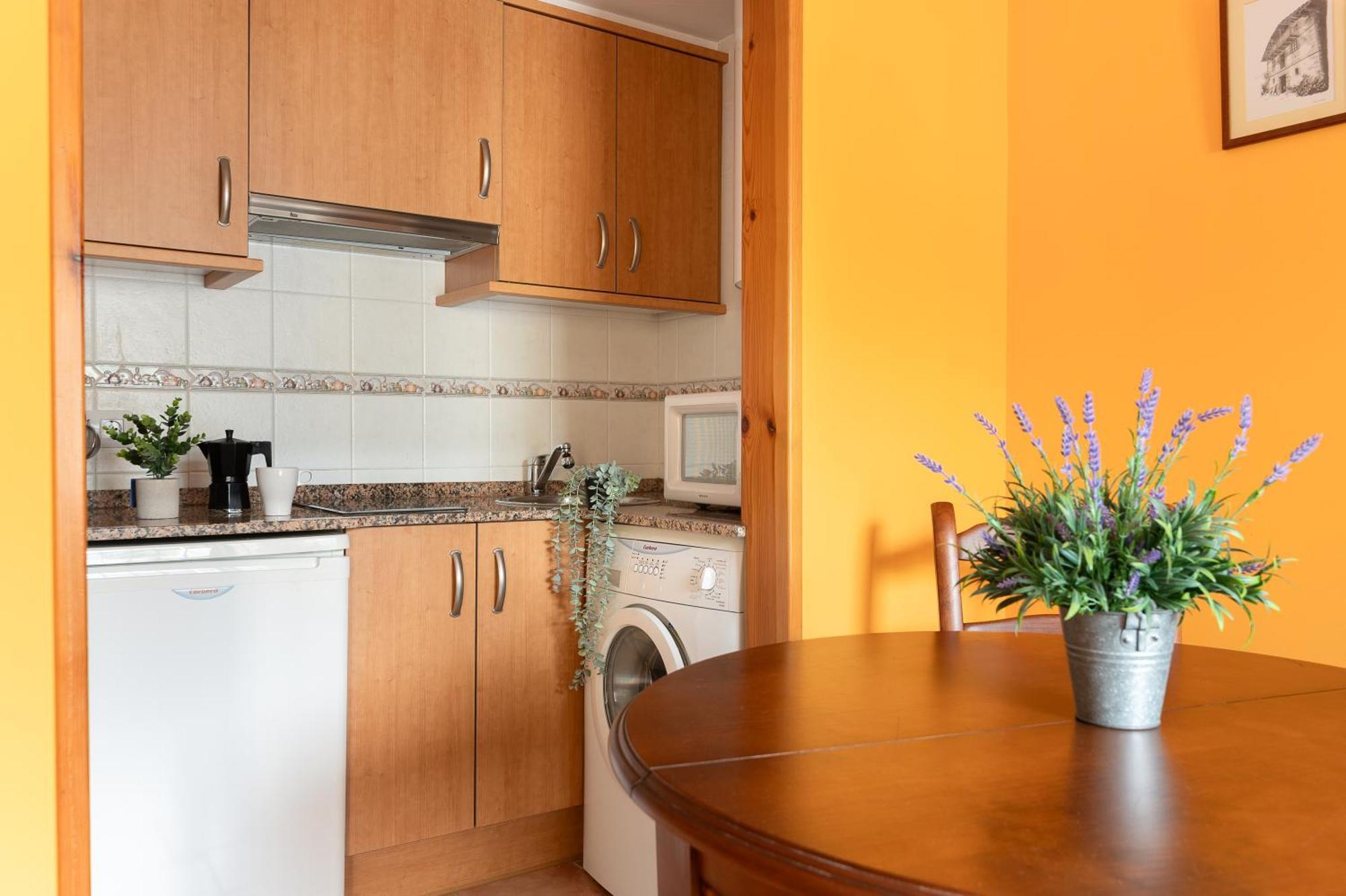 Apartamentos El Cruce De Moraton Cóbreces Dış mekan fotoğraf