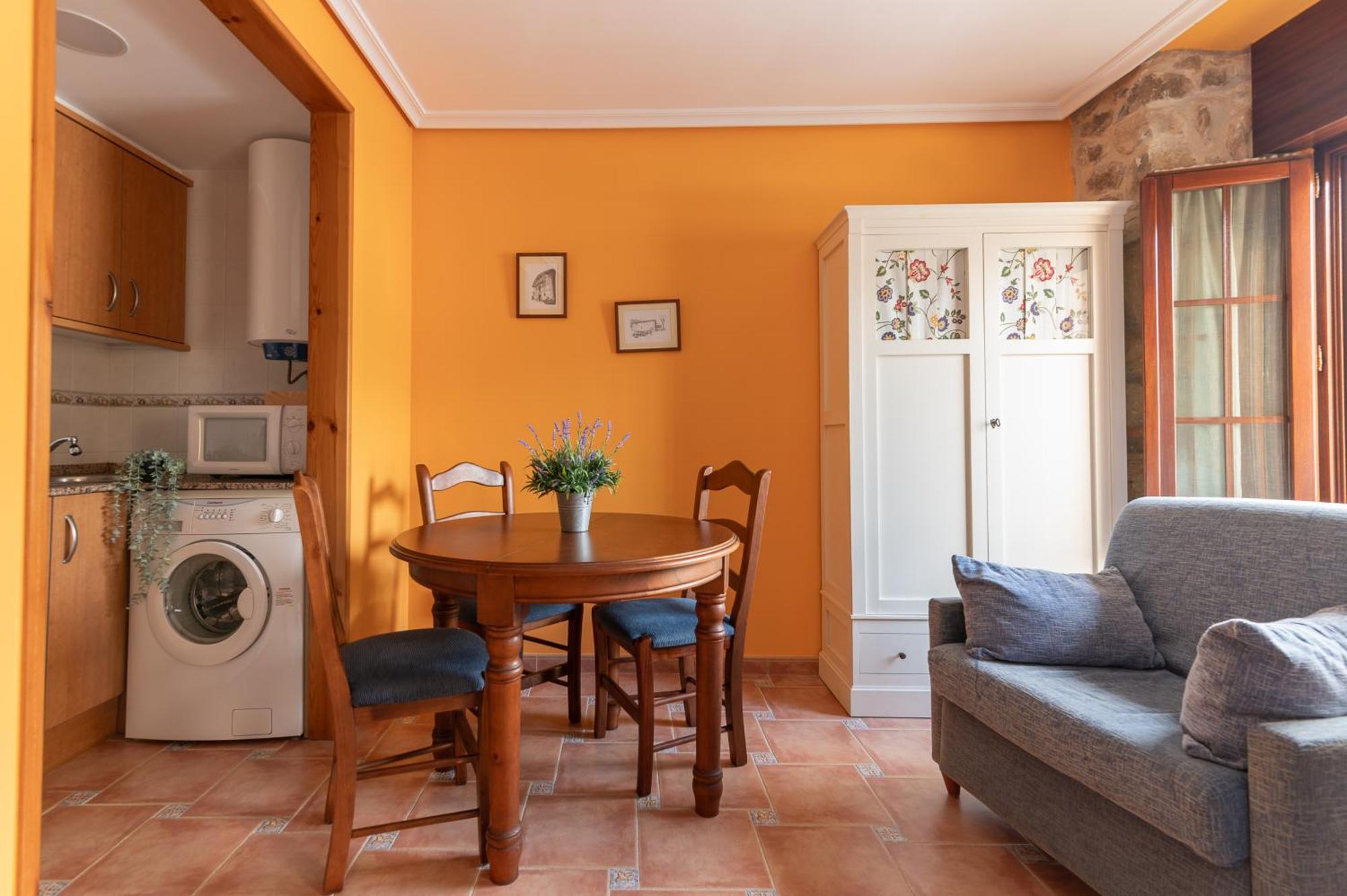 Apartamentos El Cruce De Moraton Cóbreces Dış mekan fotoğraf